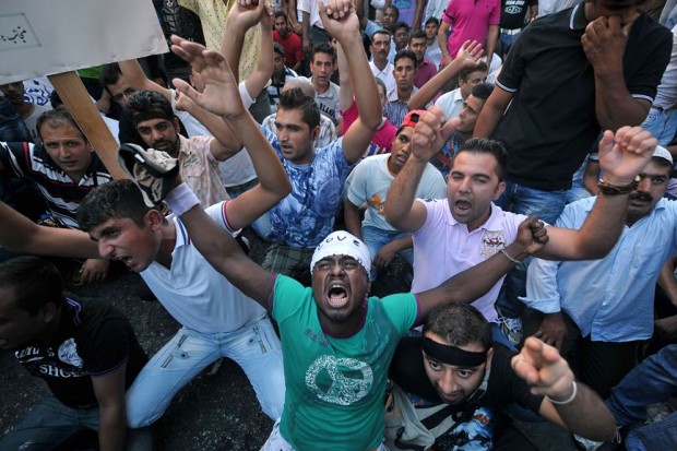 Greece-protests2-620x413